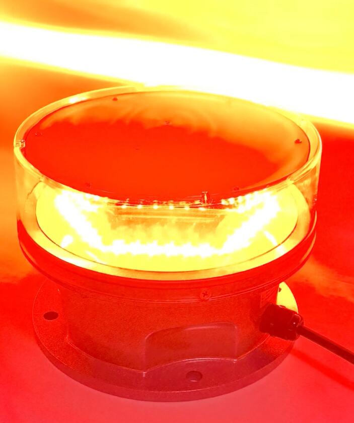 obstruction lights on towers